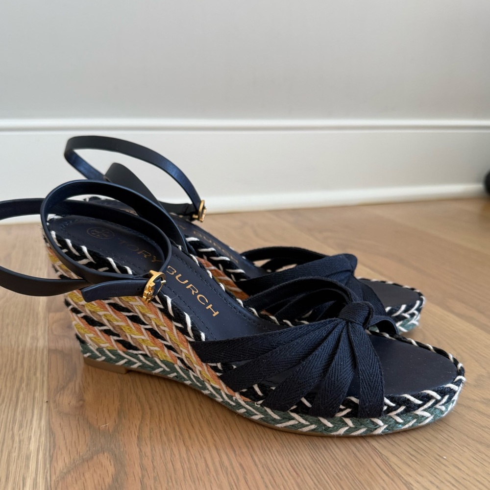 Tory Burch Navy Wedge Sandals with Multicolor Heel. Size 9.